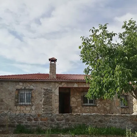 Country house El Mirador Del Corneja Mesegar de Corneja
